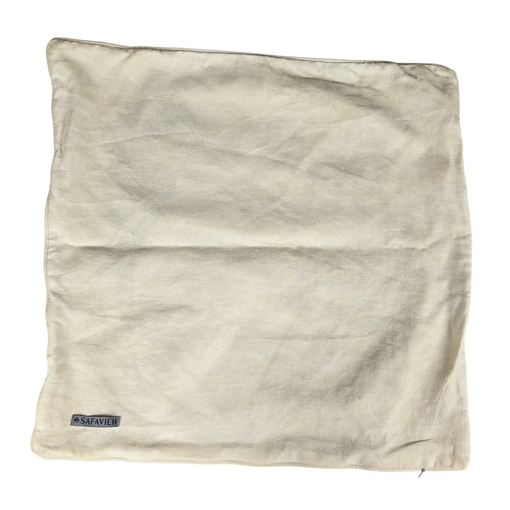 Safavieh this throw